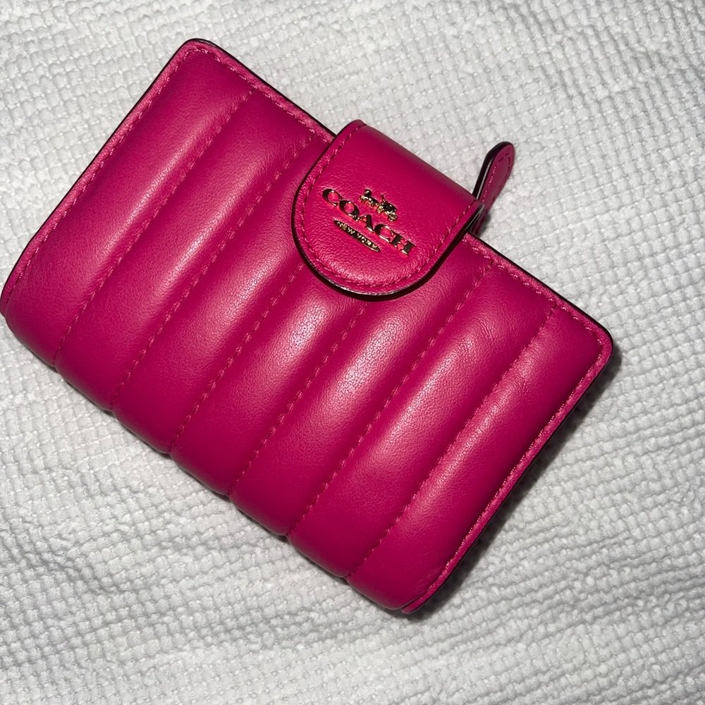 Hot Pink Corner Zip wallet